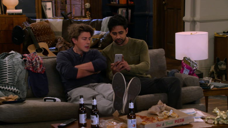 Miller Lite, Apple iPhone and Wise Snacks in How I Met Your Father S02E07 A Terrible, Horrible, No Good, Very Bad Valentine's Day (2)