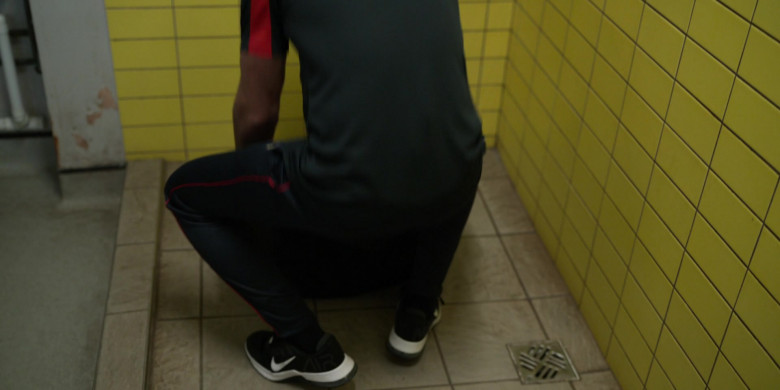 Nike Air Max Alpha 4 Sneakers Worn by Brett Goldstein as Roy Kent in Ted Lasso S03E02 (I Don't Want to Go to) Chelsea (1)