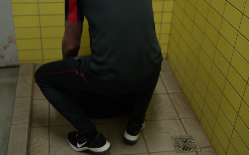 Nike Air Max Alpha 4 Sneakers Worn by Brett Goldstein as Roy Kent in Ted Lasso S03E02 (I Don't Want to Go to) Chelsea (1)