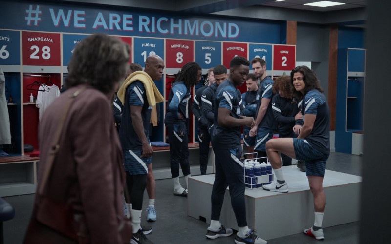 Nike Men's Sneakers Worn by Cast Members in Ted Lasso S03E02 (I Don't Want to Go to) Chelsea