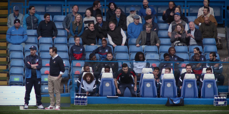 Nike Sportswear in Ted Lasso S03E02 (I Don't Want to Go to) Chelsea (8)