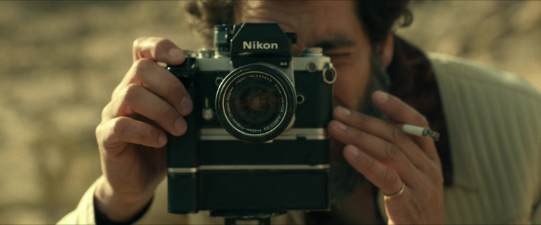 Nikon Camera in Daisy Jones & The Six S01E06 Track 6 Whatever Gets You Thru the Night (3)