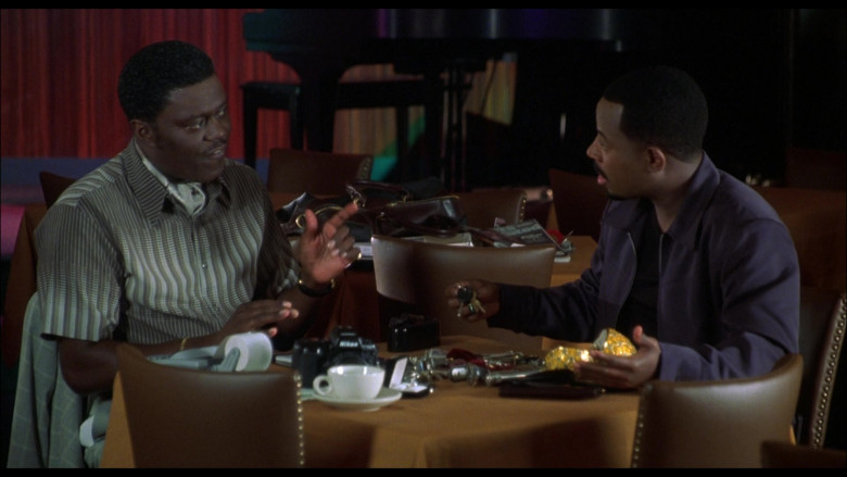 Nikon Camera of Bernie Mac as Uncle Jack in What's the Worst That Could Happen (1)
