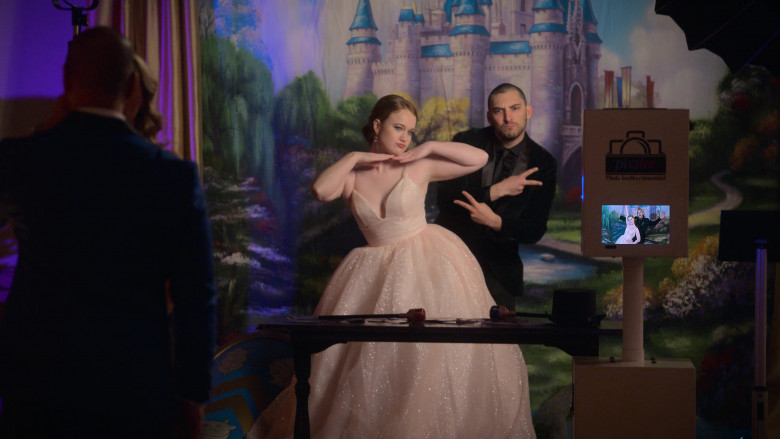 Pixster Photo Booth in Party Down S03E05 Once Upon a Time ‘Proms Away’ Prom-otional Event (2)
