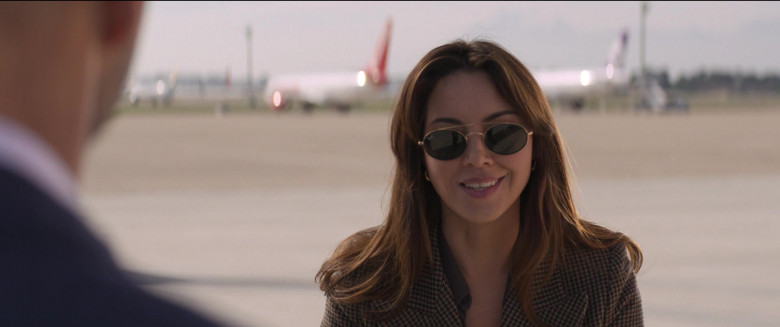 Ray-Ban Round Double Bridge Sunglasses Worn by Aubrey Plaza as Sarah Fidel in Operation Fortune Ruse de guerre (2)
