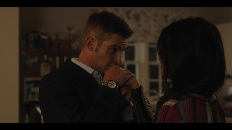 Rolex Daytona Men's Watch of Mike Vogel as Cooper Connelly in SexLife S02E06 Heavenly Day (2023)