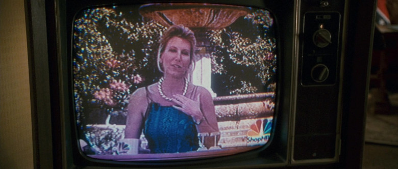 ShopNBC Television Channel in Sweet Home Alabama (2002)