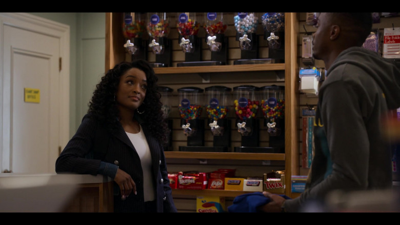 Skittles Candies, Kit Kat, Snickers Chocolate Bars, Twix and Swedish Fish in Power Book II Ghost S03E02 Need vs. Greed (1)