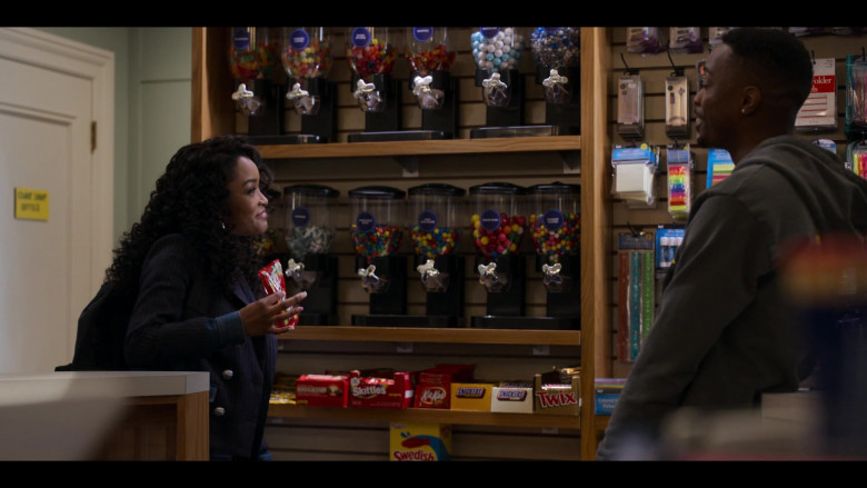 Skittles Candies, Kit Kat, Snickers Chocolate Bars, Twix and Swedish Fish in Power Book II Ghost S03E02 Need vs. Greed (2)