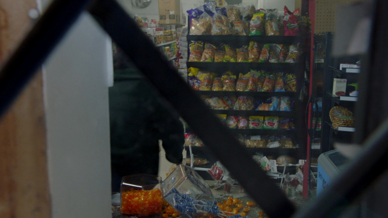 Takis Chips in Chicago P.D. S10E17 Out of the Depths (1)