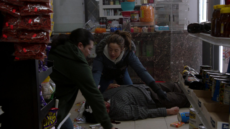 Takis Chips in Chicago P.D. S10E17 Out of the Depths (3)