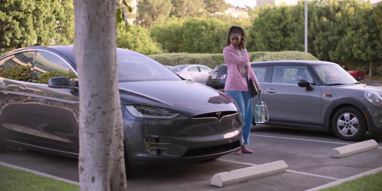 Tesla Car in Shrinking S01E10 Closure (2023)