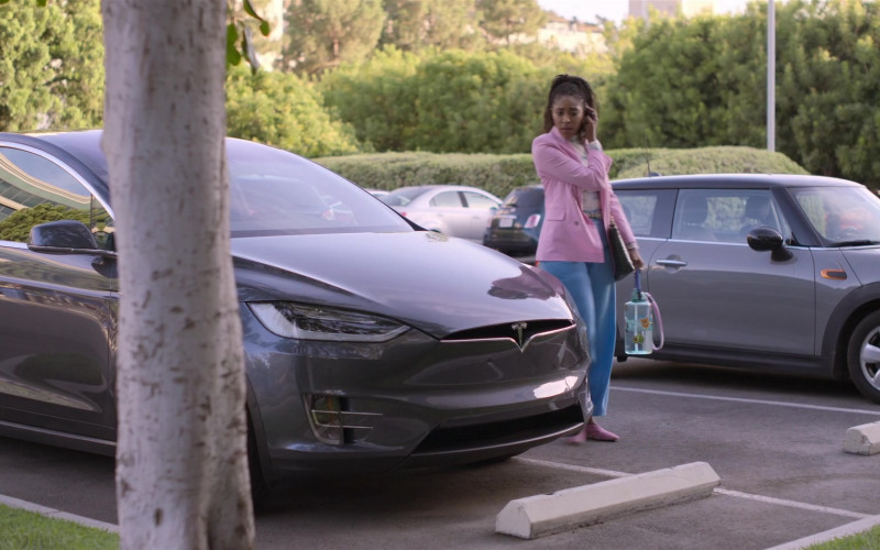 Tesla Car in Shrinking S01E10 Closure (2023)