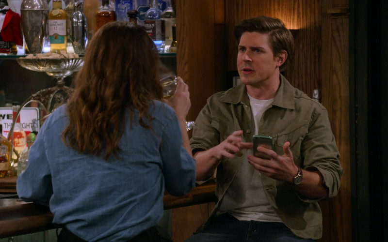 The Glenlivet 12 Year Old Single Malt Scotch Whisky, Milagro Tequila, Blanton’s Single Barrel Bourbon in How I Met Your Father S02E09 The Welcome Protocol (2023)