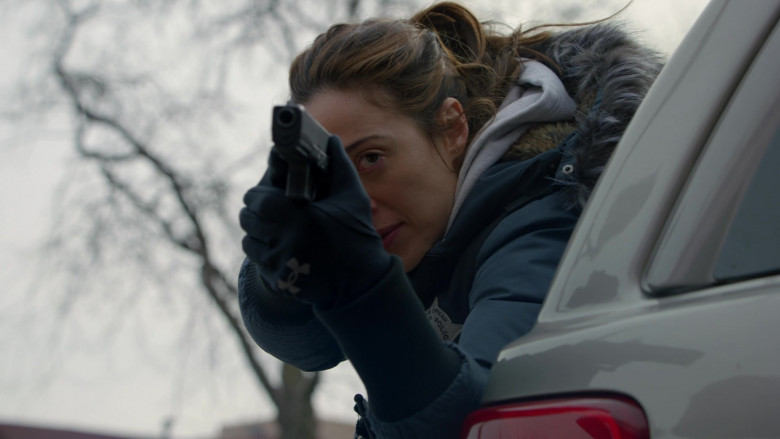 Under Armour Gloves in Chicago P.D. S10E17 Out of the Depths (1)