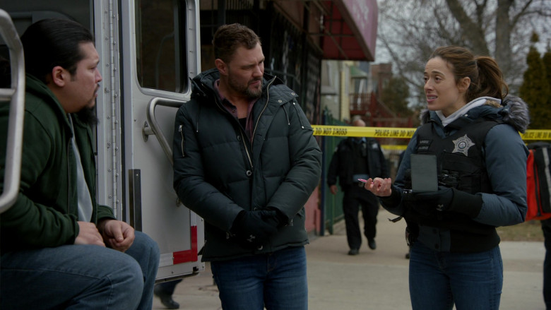 Under Armour Gloves in Chicago P.D. S10E17 Out of the Depths (4)