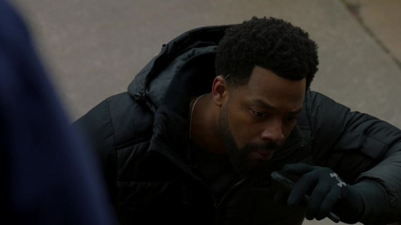 Under Armour Gloves in Chicago P.D. S10E17 Out of the Depths (5)