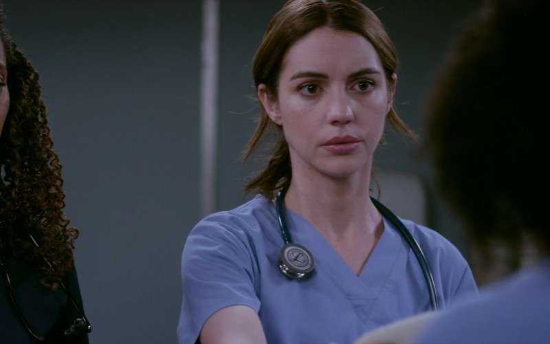 3M Littmann Stethoscopes in Grey's Anatomy S19E14 Shadow of Your Love (4)
