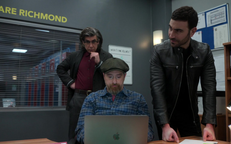 Apple MacBook Air Laptop Used by Brendan Hunt as Coach Beard in Ted Lasso S03E04 Big Week (2023)