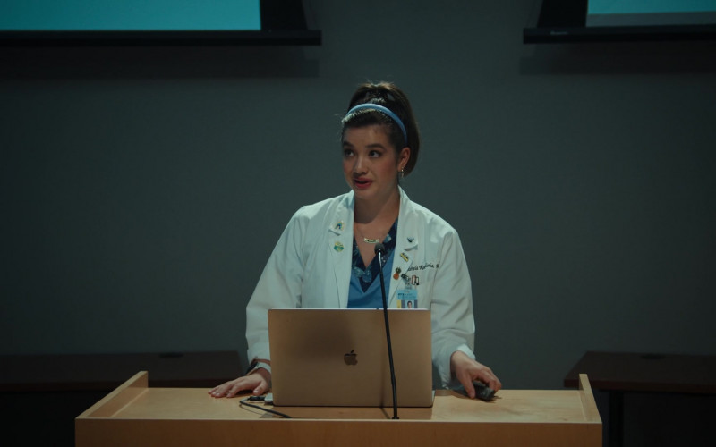 Apple MacBook Laptop Used by Peyton Elizabeth Lee in Doogie Kameāloha, M.D. S02E09 "Now What?" (2023)