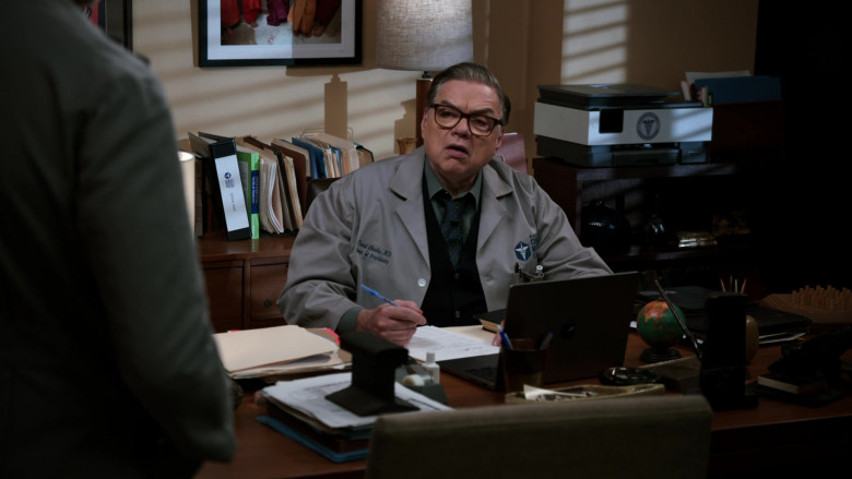Apple MacBook Laptops in Chicago Med S08E18 I Could See the Writing on the Wall (6)