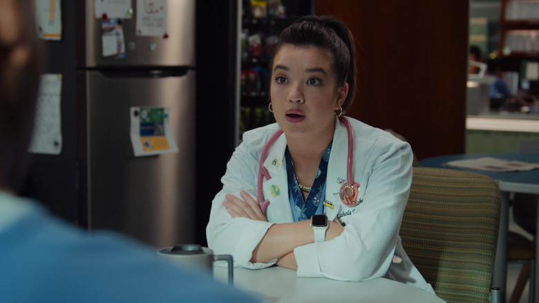 Apple Watches in Doogie Kameāloha, M.D. S02E09 Now What (3)
