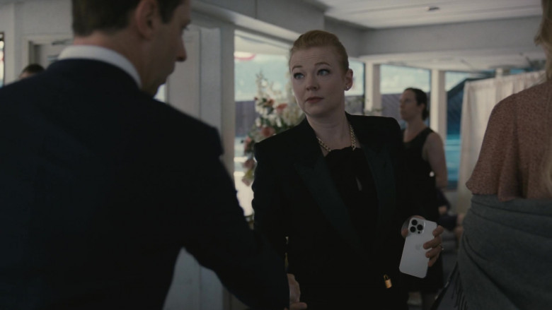 Apple iPhone Smartphone of Sarah Snook as Siobhan ‘Shiv' Roy in Succession S04E03 Connor's Wedding (2023)