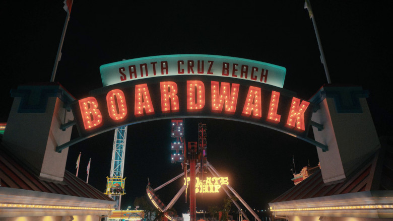 Santa Cruz Beach Boardwalk Amusement Park in Blindspotting S02E04 "By Hook or by Crook" (2023) - 365752