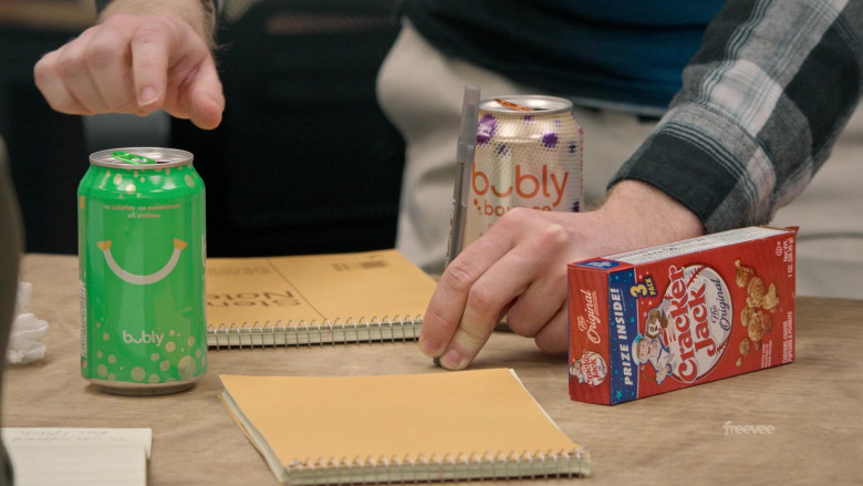 Bubly Cans and Cracker Jack in Jury Duty S01E07 Deliberations (2)