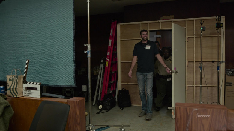 Bubly Water Can and Starbucks Coffeehouse Paper Bag in Jury Duty S01E08 The Verdict (2023)