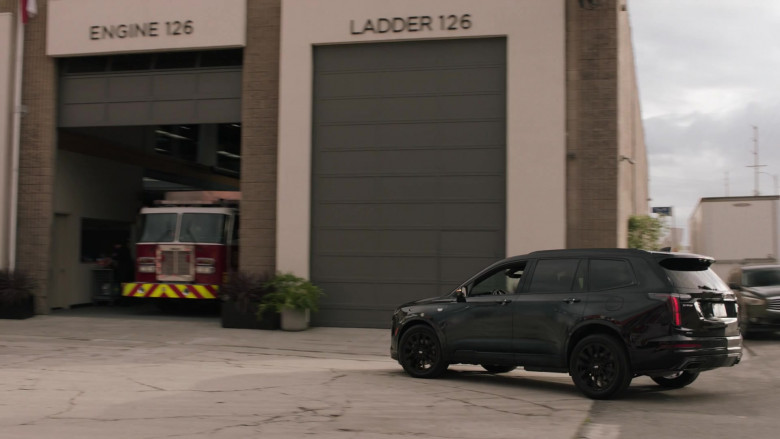 Cadillac XT6 Black SUV in 9-1-1 Lone Star Double Trouble (2)