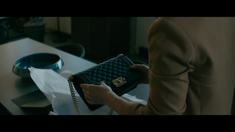 Chanel Handbag in Slip S01E02 The Lush (2)