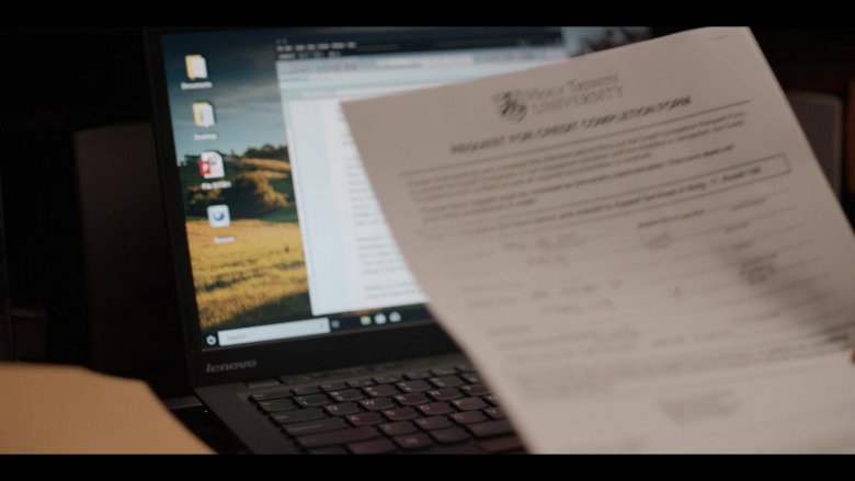 Lenovo Laptop Computer in Tiny Beautiful Things S01E05 The Nose (2023)