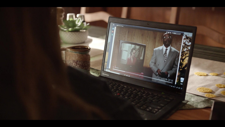 Lenovo ThinkPad Laptop of Kathryn Hahn as Clare in Tiny Beautiful Things S01E04 Under the Stars (2)