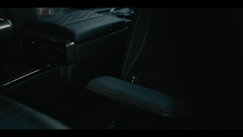 Lexus LX SUV in Bel-Air S02E07 Under Pressure (3)