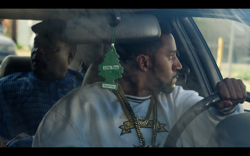 Little Trees Car Air Freshener in Wu-Tang An American Saga S03E09 After the Smoke Is Clear (2023)