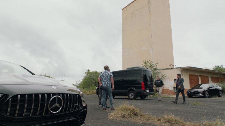Mercedes-Benz Car in Magnum P.I. S05E08 Dark Skies (3)