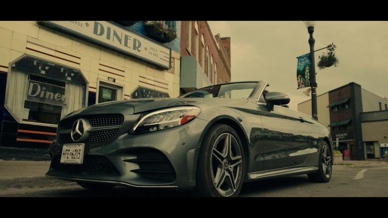 Mercedes-Benz Cars in Titans S04E08 Dick & Carol & Ted & Kory (2)