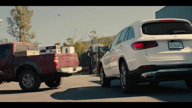 Mercedes-Benz GLC 300 White Car in Beef S01E01 The Birds Don't Sing, They Screech in Pain (1)