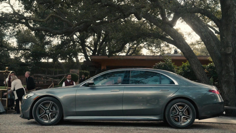 Mercedes-Benz S-Class Car in The Company You Keep S01E07 Company Man (2023)