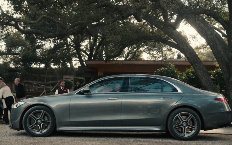Mercedes-Benz S-Class Car in The Company You Keep S01E07 "Company Man" (2023)