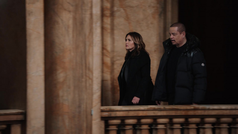 Moncler Men's Jacket Worn by Ice-T Detective Odafin ‘Fin' Tutuola in Law & Order Special Victims Unit S24E18 Bubble Wrap (2)
