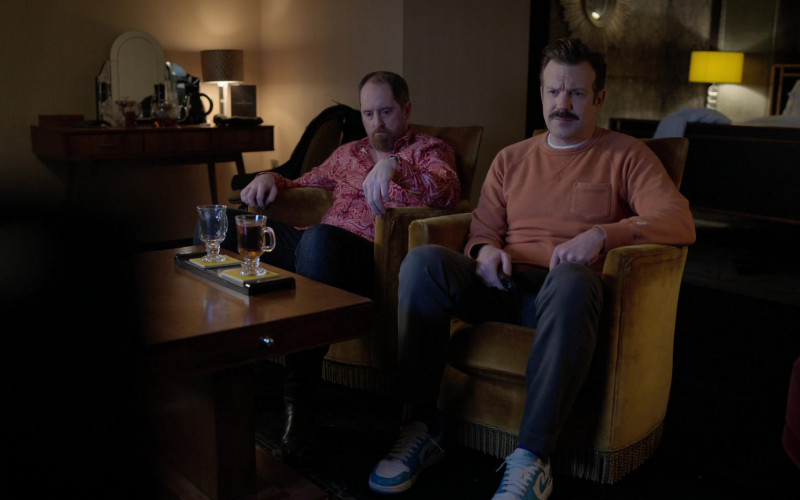 Nike Air Jordan 1 Sneakers Worn by Jason Sudeikis in Ted Lasso S03E06 Sunflowers (1)