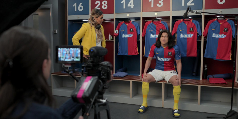 Nike Men's Sport Football Outfits in Ted Lasso S03E04 Big Week (3)