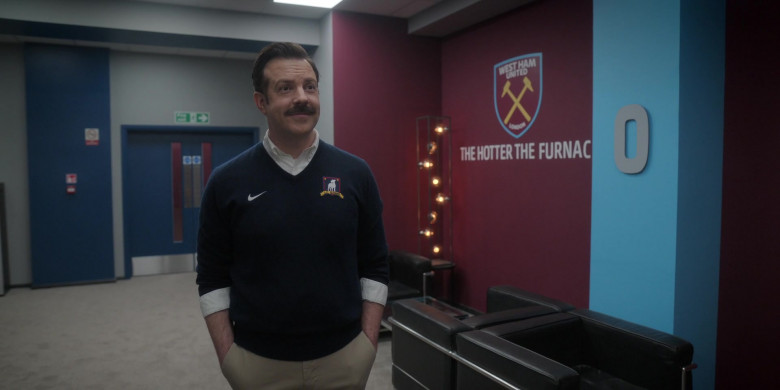 Nike Men's Sweater Worn by Jason Sudeikis as Ted Lasso in Ted Lasso S03E04 Big Week (5)