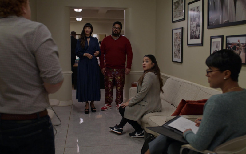 Nike Women's Sneakers Worn by Gina Rodriguez as Nell Serrano in Not Dead Yet S01E09 Not Scattered Yet (2023)