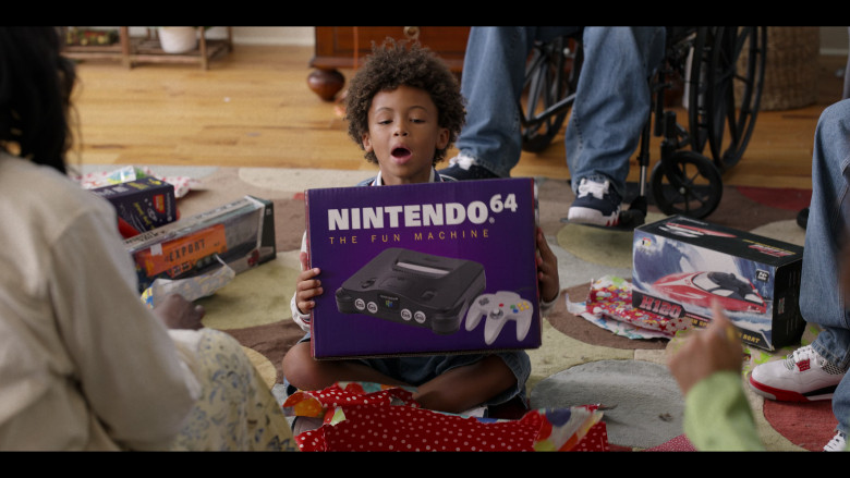 Nintendo Console in Wu-Tang An American Saga S03E09 After the Smoke Is Clear (2023)