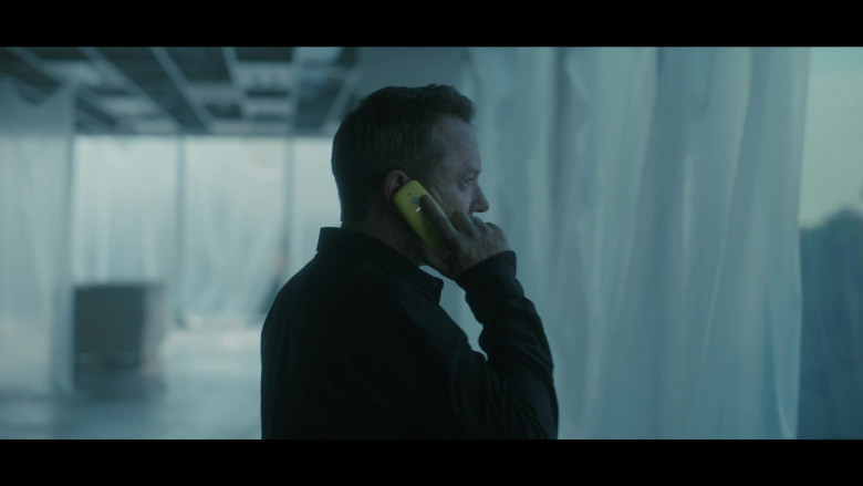 Nokia Mobile Phone in Rabbit Hole S01E06 The Playbook