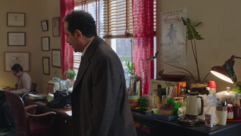 Oster and Band-Aid in The Marvelous Mrs. Maisel S05E02 It's a Man, Man, Man, Man World (2)