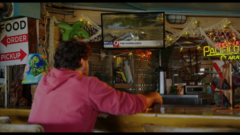 Pacifico Beer Sign in Florida Man S01E07 Sunk Costs (2023)